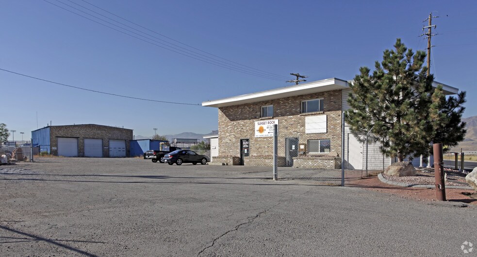 6419 W 2100 S, Salt Lake City, UT à louer - Photo de l’immeuble – Image 2 sur 10