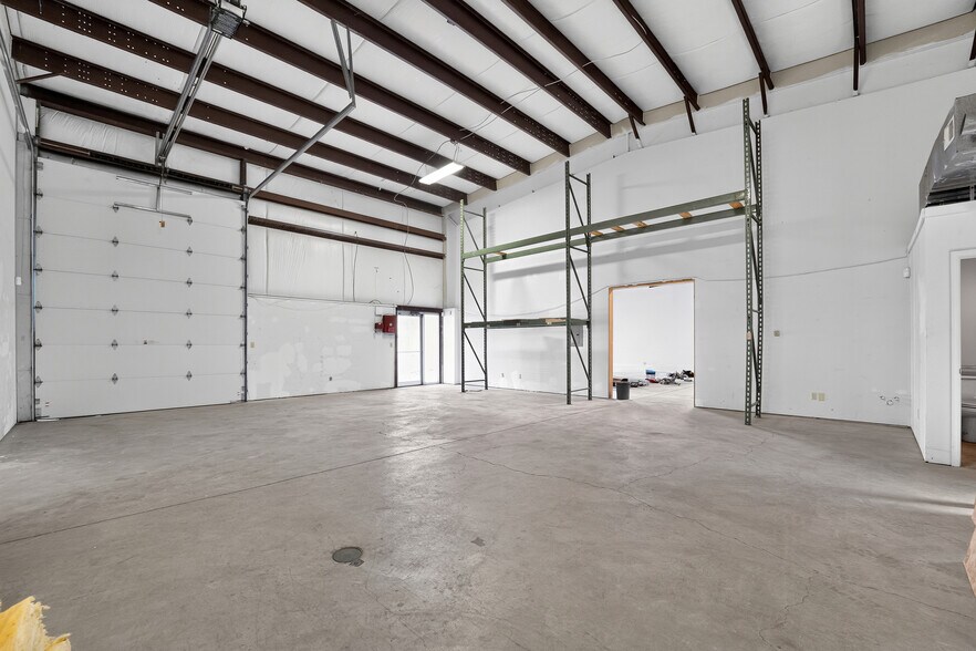 559 Industrial Dr, Carmel, IN à louer - Photo intérieure – Image 3 sur 6