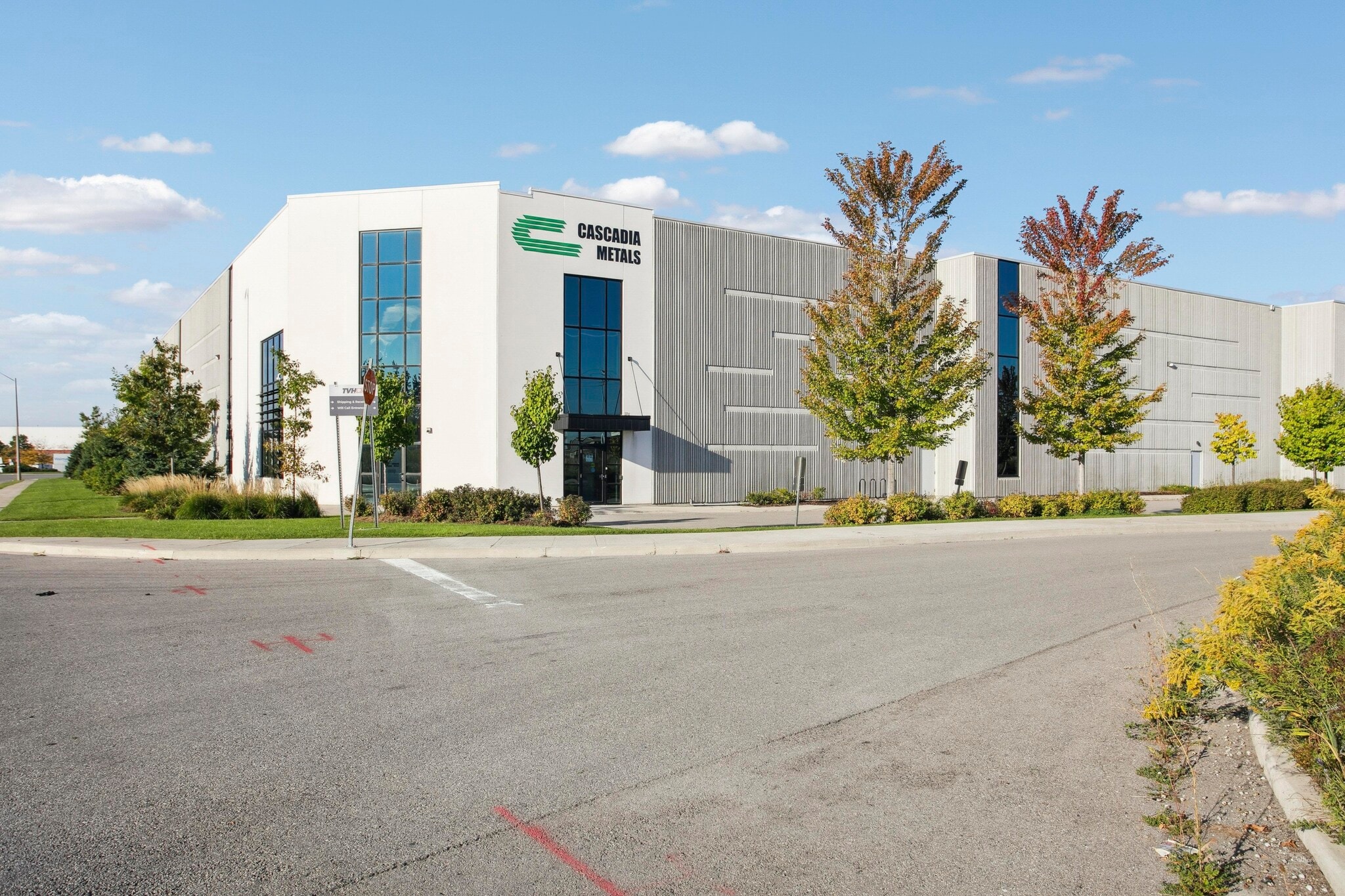 75 Skyway Dr, Mississauga, ON à louer Photo intérieure– Image 1 sur 4
