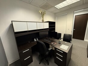 110 SE 6th St, Fort Lauderdale, FL à louer Photo intérieure– Image 1 sur 2