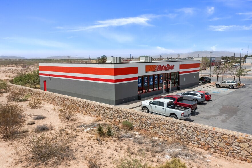 290 Mccombs Dr, Chaparral, NM à vendre - Photo de l’immeuble – Image 2 sur 6