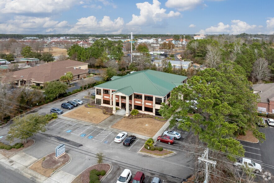1240 21st Ave N, Myrtle Beach, SC à louer - Photo de l’immeuble – Image 3 sur 4