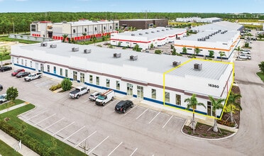 16360 Innovation Ln, Fort Myers, FL à louer Aérien– Image 2 sur 5