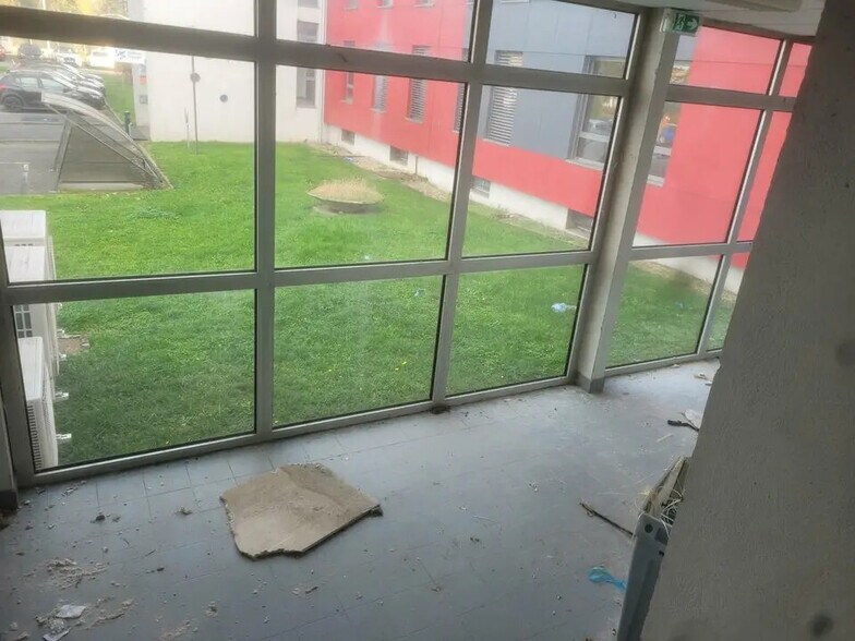 Bureau dans Belleville à vendre - Photo intérieure – Image 3 sur 6