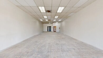 2218-2290 S Garey Ave, Pomona, CA à louer Numérisation 3D Matterport– Image 1 sur 8