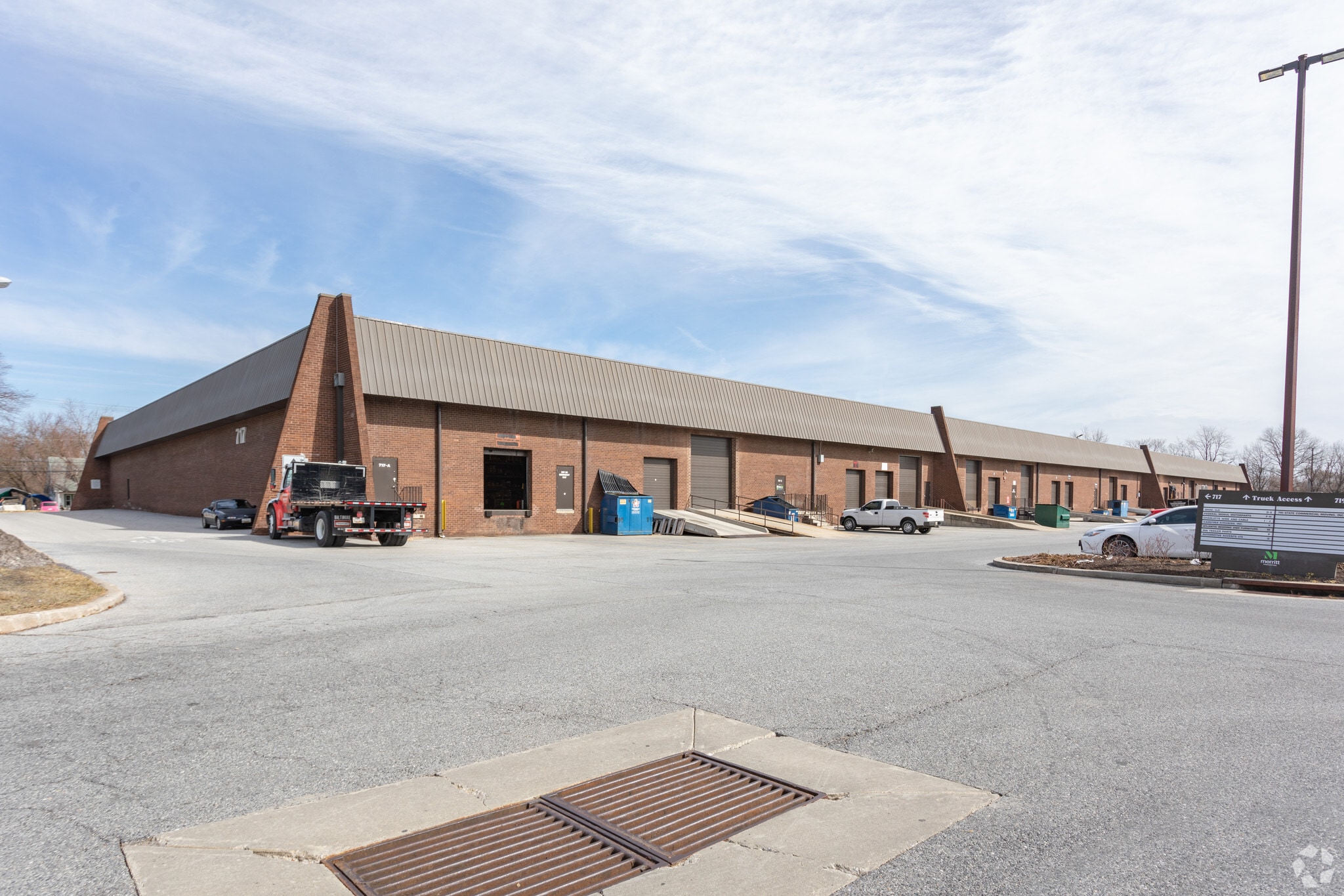 717 Hammonds Ferry Rd, Linthicum Heights, MD à louer Photo de l’immeuble– Image 1 sur 12