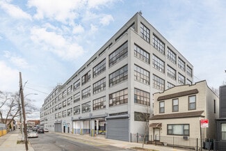 Plus de détails pour 59-00 Decatur St, Ridgewood, NY - Industriel/Logistique à louer