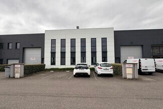 Plus de détails pour Local d’activités à vendre