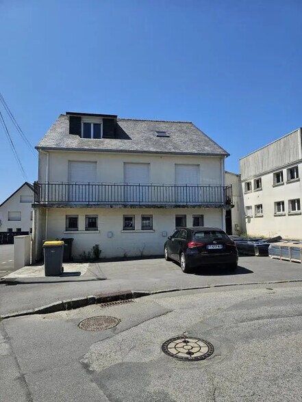 Bureau dans Le Rheu à louer - Photo de l’immeuble – Image 3 sur 9