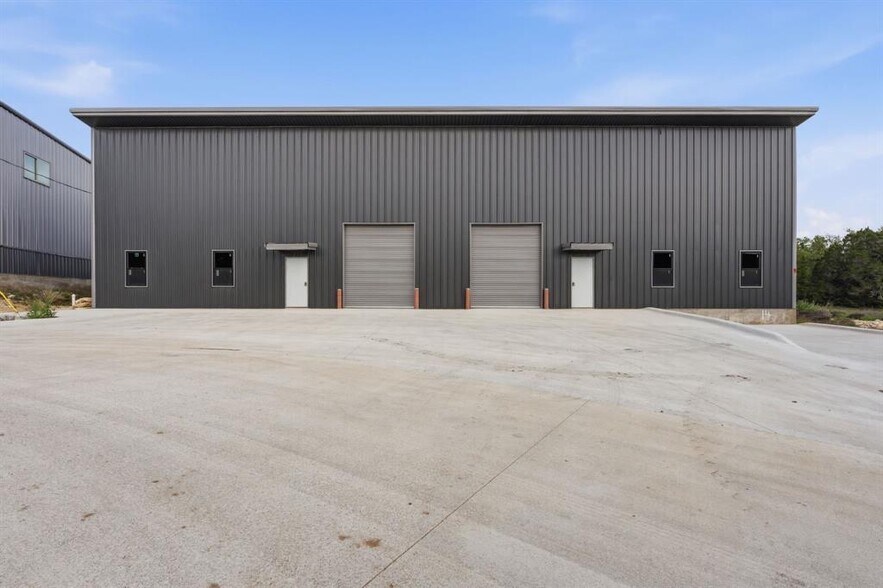 10200 Darden Hill Rd, Austin, TX à vendre - Photo de l’immeuble – Image 3 sur 22