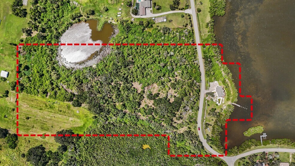 1470 Bayshore Drive, Terra Ceia, FL à vendre - Photo de l’immeuble – Image 2 sur 21