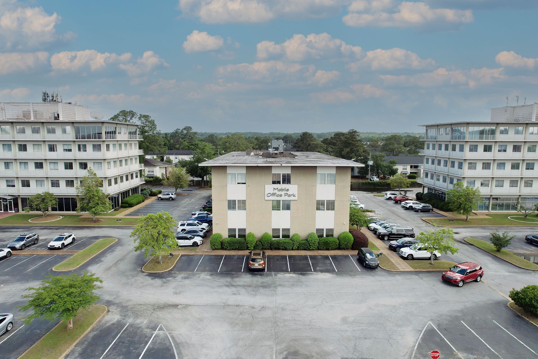 3929 Airport Blvd, Mobile, AL à vendre Photo de l’immeuble– Image 1 sur 8