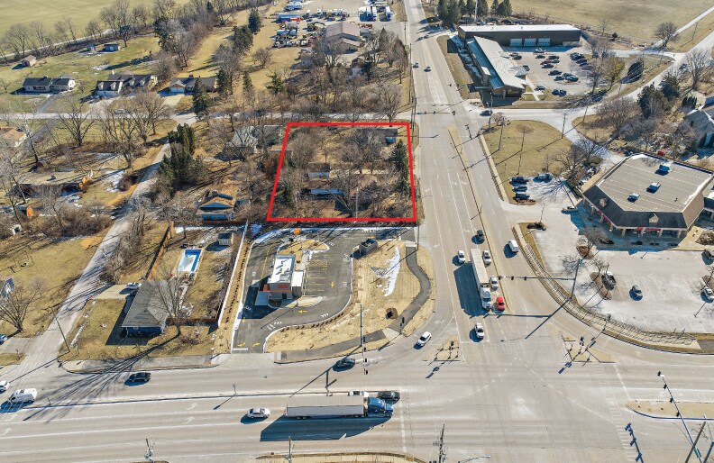 270-280 E Washington St, Oswego, IL à vendre - Photo de l’immeuble – Image 3 sur 17