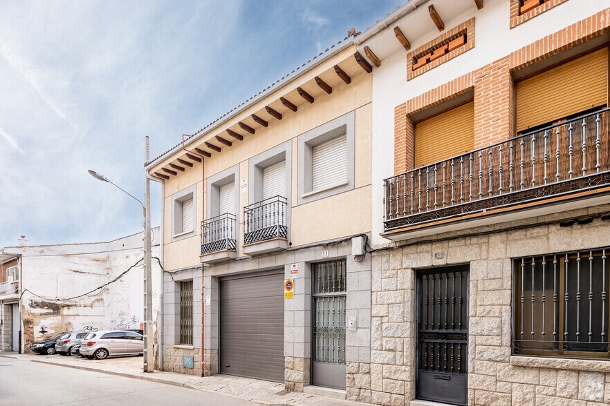 Calle Cruz de San Francisco, 53, Colmenar Viejo, Madrid à louer - Photo de l’immeuble – Image 3 sur 3