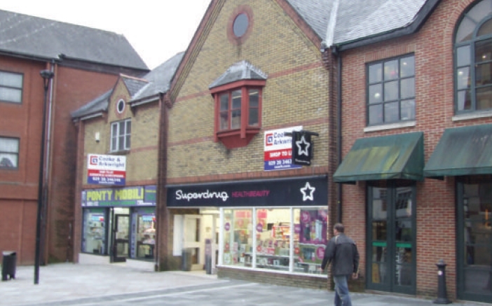 Market St, Pontypridd à vendre - Photo de l’immeuble – Image 2 sur 9