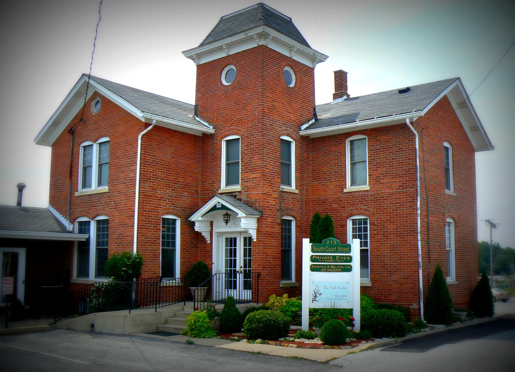 213 S Court St, Crown Point, IN à louer Photo de l’immeuble– Image 1 sur 2