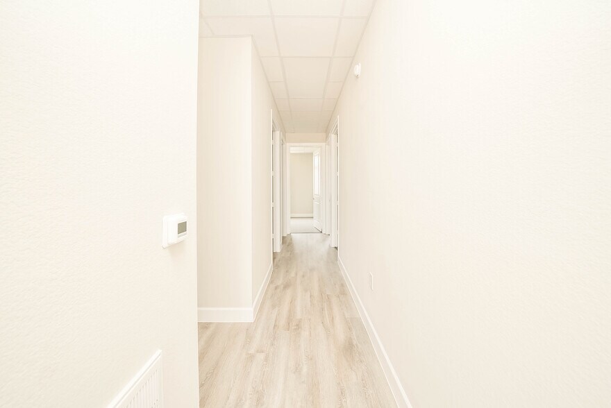 5501 Cabrera dr, Sugar Land, TX à louer - Photo de l’immeuble – Image 2 sur 8
