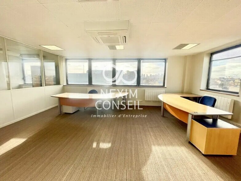 Bureau dans Asnières-sur-Seine à louer - Photo de l’immeuble – Image 3 sur 7