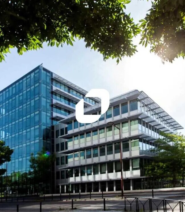 Plus de détails pour Bureau, Local d'activités à louer