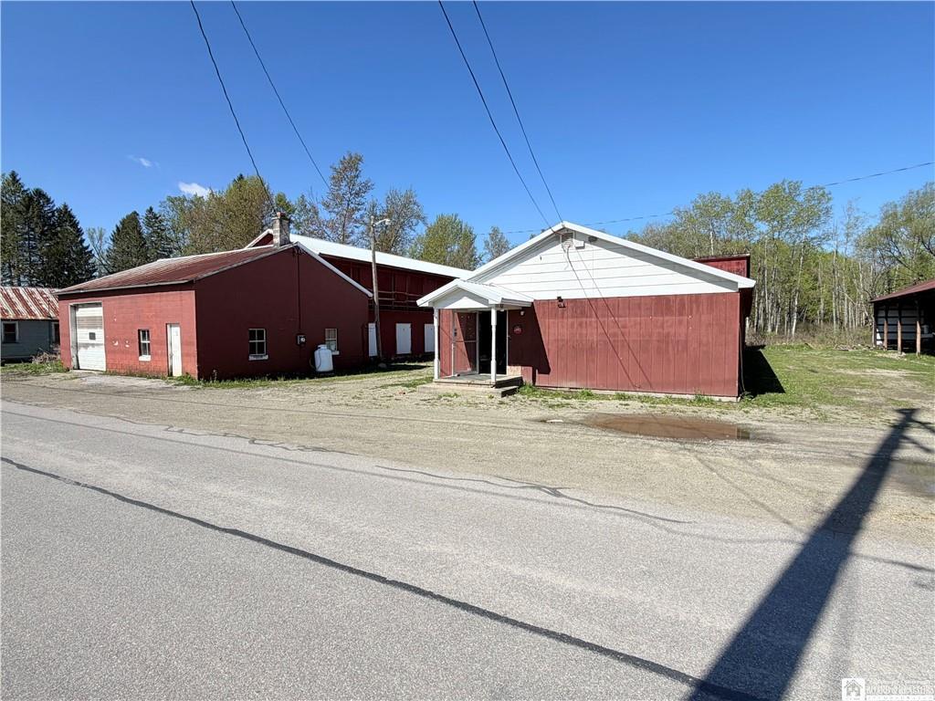 6795 Depot St, Cherry Creek, NY à vendre Photo de l’immeuble– Image 1 sur 24
