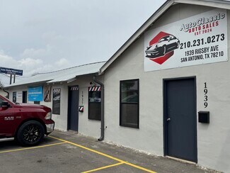 Plus de détails pour 1935-1939 Rigsby Ave, San Antonio, TX - Local commercial à vendre