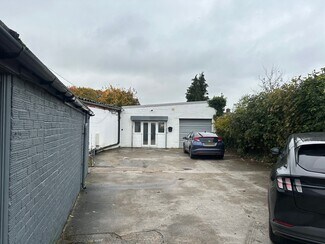 Plus de détails pour Old Crossroads Dairy, Holmer Green Road, Hazlemere - Local d'activités à louer