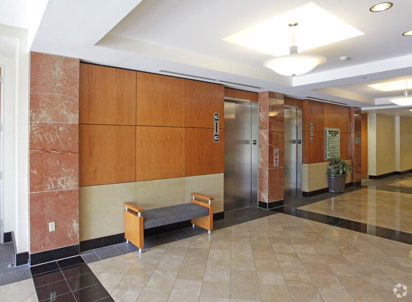 901 W 38th St, Austin, TX à louer - Hall d’entrée – Image 3 sur 4
