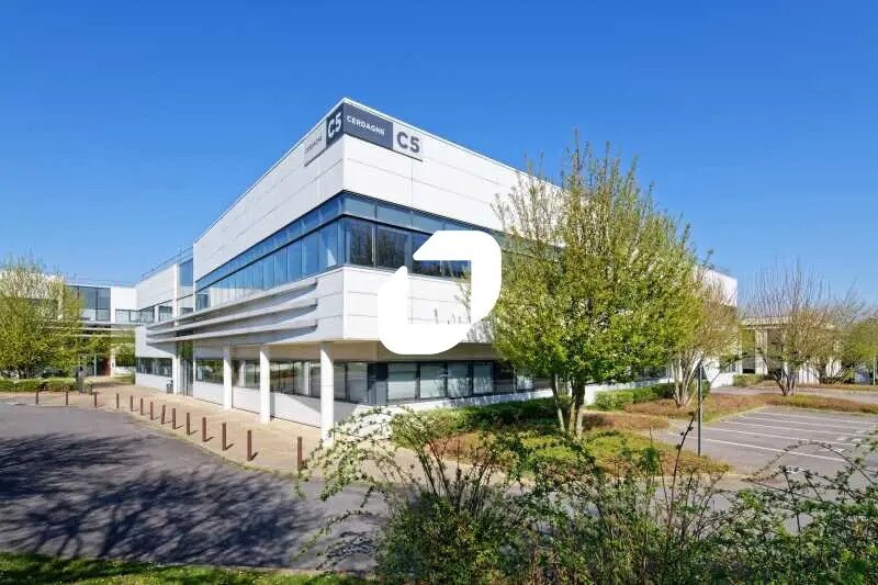 Local d’activités dans Cergy à louer Photo de l’immeuble– Image 1 sur 6