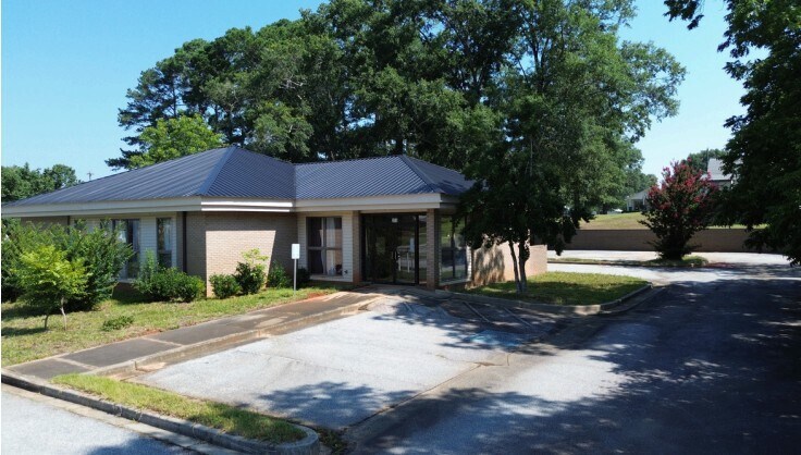 253 E Savannah St, Calhoun Falls, SC à vendre - Photo principale – Image 2 sur 41