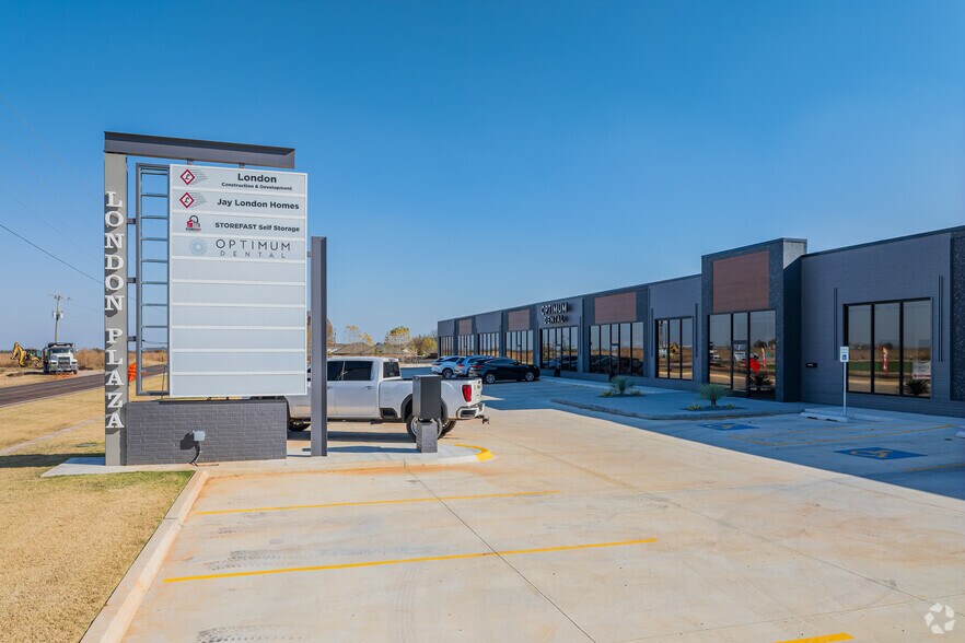 550 Northeast 24th Street, Newcastle, OK à vendre - Photo de l’immeuble – Image 2 sur 5