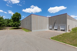 Plus de détails pour 35 Commerce Dr, Somerset, NJ - Industriel/Logistique à louer