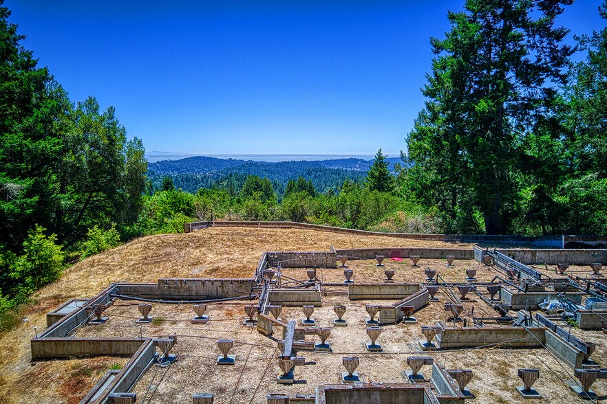 1374 Weston Ridge Rd, Scotts Valley, CA à vendre - Photo de l’immeuble – Image 3 sur 26