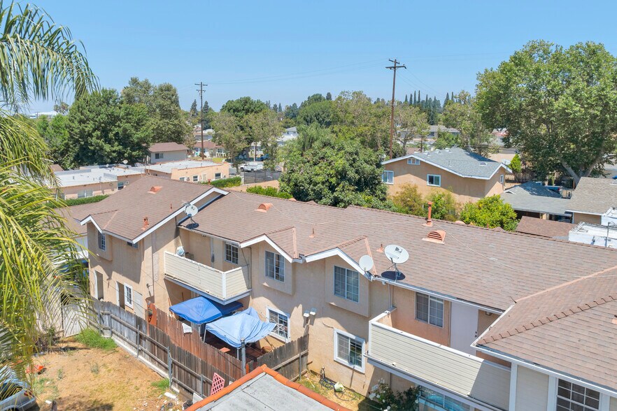 8011 Comstock Ave, Whittier, CA à vendre - Photo de l’immeuble – Image 3 sur 11