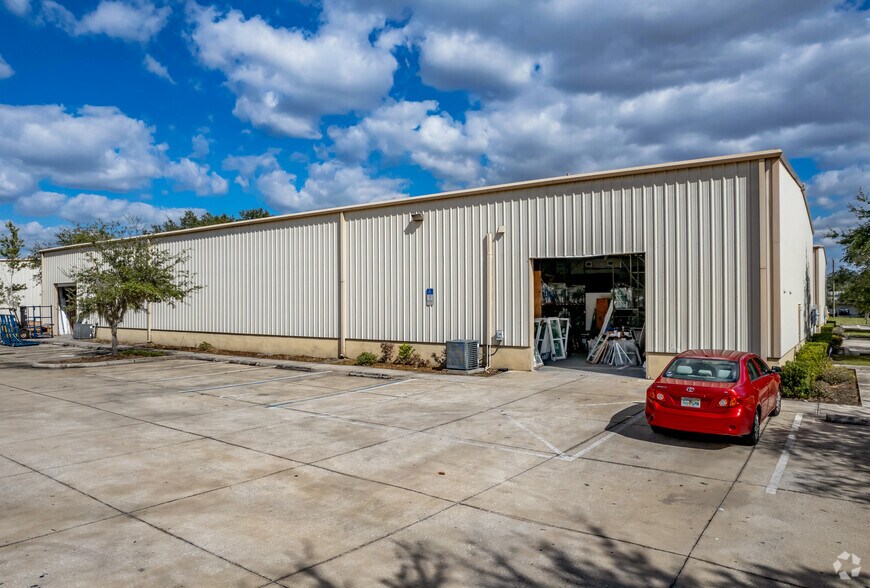 2076 58th Avenue Cir E, Bradenton, FL à vendre - Photo principale – Image 1 sur 14