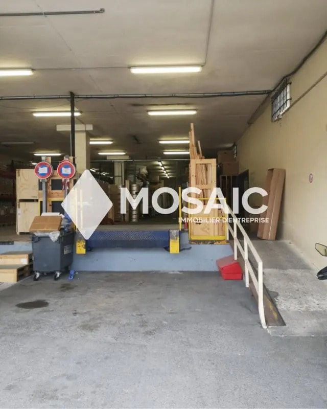 Plus de détails pour Industriel/Logistique à louer