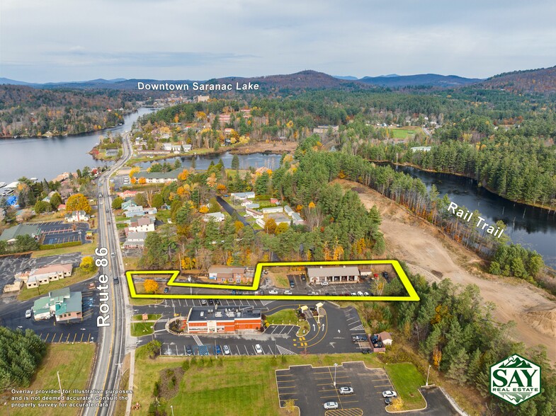 559 Lake Flower Ave, Saranac Lake, NY à vendre - Photo de l’immeuble – Image 2 sur 10