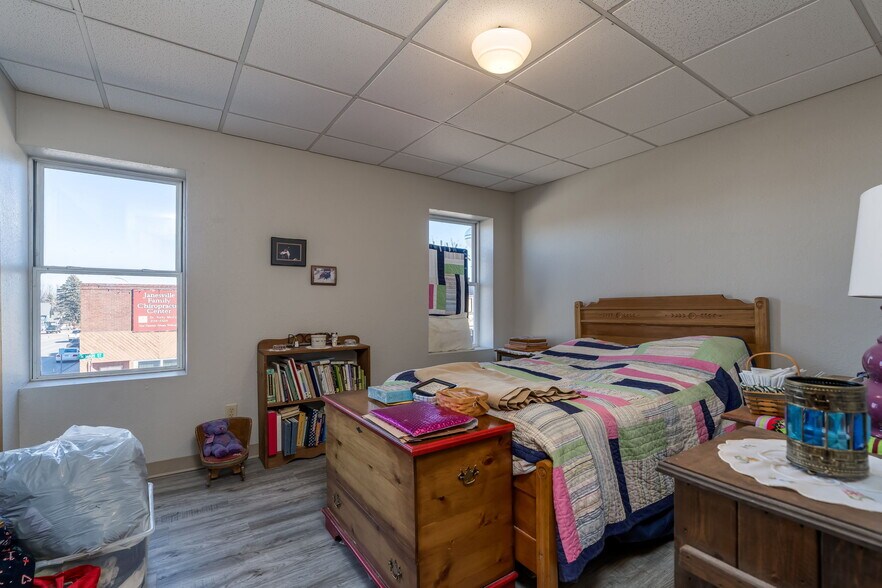 138 N Main St, Janesville, MN à vendre - Photo de l’immeuble – Image 3 sur 54