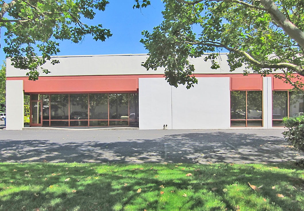 1815 Empire Industrial Ct, Santa Rosa, CA à louer Photo de l’immeuble– Image 1 sur 1