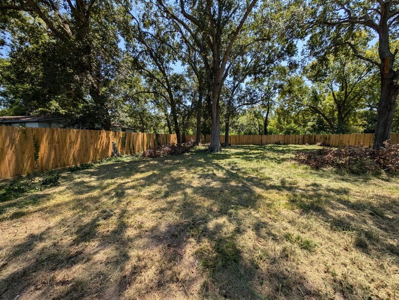 5829 Roberts Rd, Katy, TX à vendre - Photo de l’immeuble – Image 3 sur 6