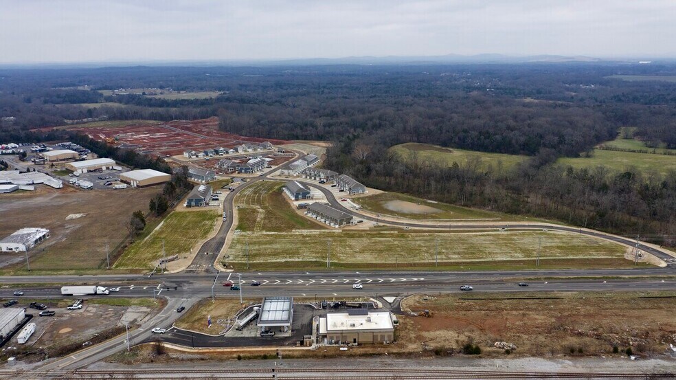 5002 NW Broad St, Murfreesboro, TN à vendre - Photo principale – Image 1 sur 5