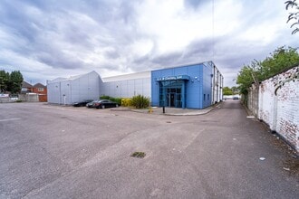 92-94 Gipsy Ln, Leicester à louer Photo de l’immeuble– Image 1 sur 9