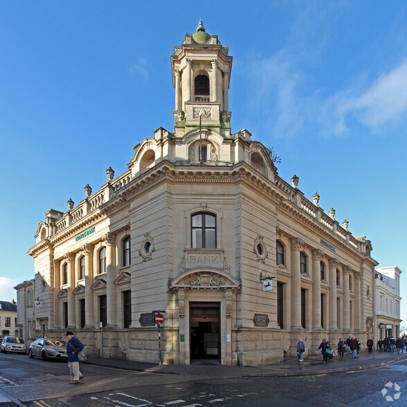 130 High St, Cheltenham à louer - Photo principale – Image 1 sur 4