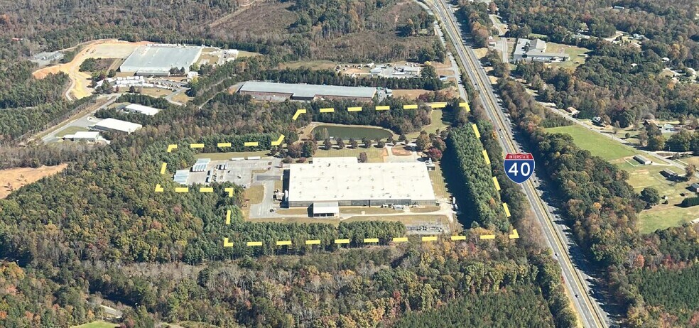 1000 Chain Dr, Morganton, NC à vendre - Photo de l’immeuble – Image 2 sur 8