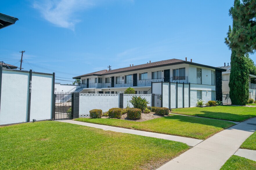 9371 Cellini Ave, Garden Grove, CA à vendre - Photo de l’immeuble – Image 2 sur 19