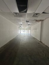 1217 E 233rd St, Bronx, NY à louer Photo de l’immeuble– Image 2 sur 7