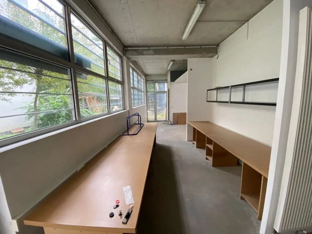 Bureau dans Montreuil à louer Photo de l’immeuble– Image 1 sur 6