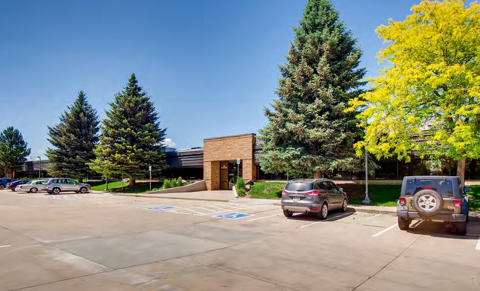 2410 Trade Centre Ave, Longmont, CO à louer - Photo principale – Image 1 sur 4