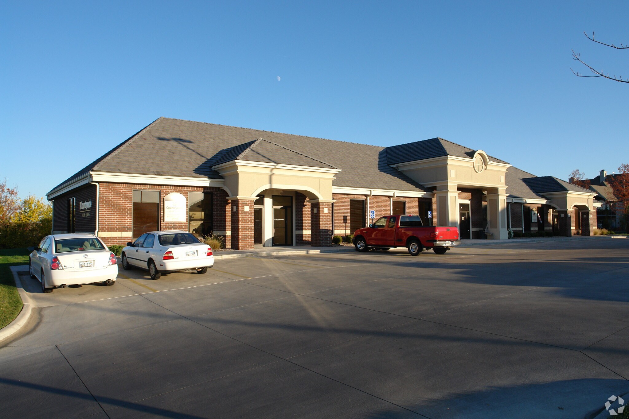 10333 E 21ST St N, Wichita, KS à louer Photo principale– Image 1 sur 11