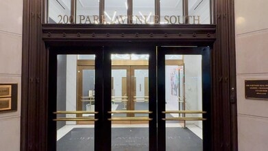 200 Park Ave S, New York, NY à louer - Vidéo sur l’annonce professionnelle 