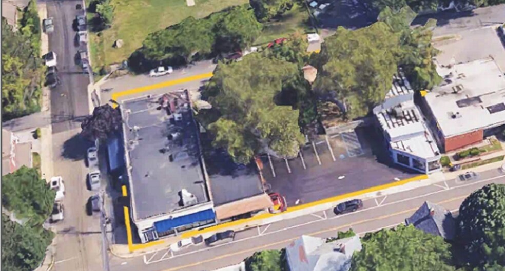 216 Sea Cliff Ave, Sea Cliff, NY à vendre - Aérien – Image 2 sur 4